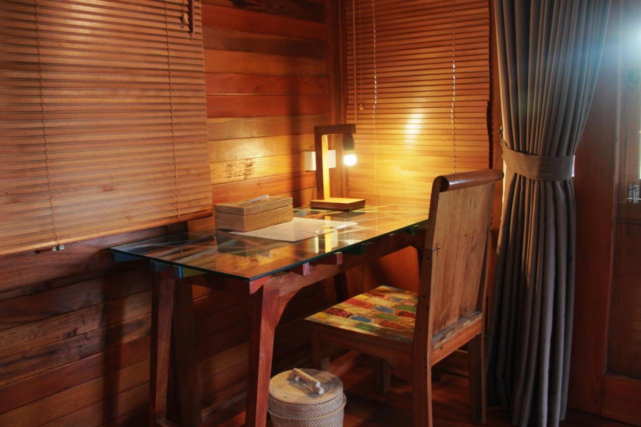 One Bedroom Grand Javanese Joglo Ubud 1 Bagian luar foto