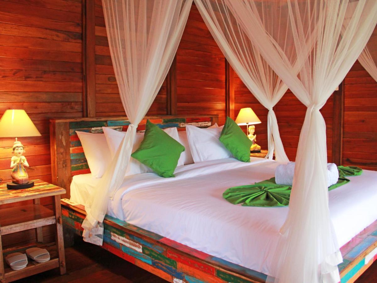 One Bedroom Grand Javanese Joglo Ubud 1 Bagian luar foto